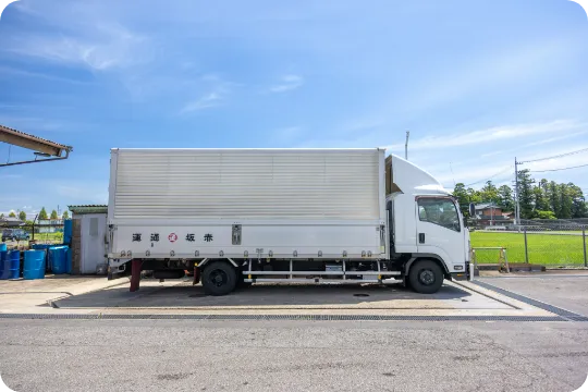 4t車（ウイング車）